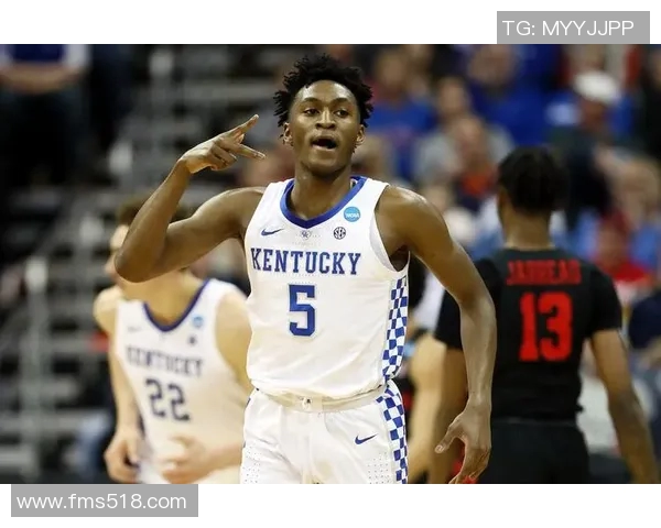 伊曼纽尔奎克利的崛起之路：从新秀到球队核心的蜕变与挑战