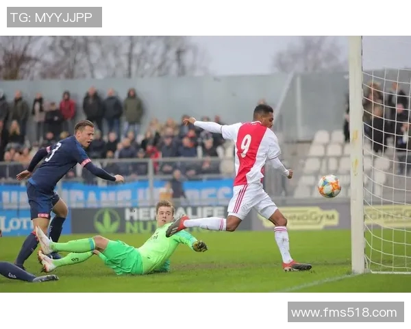 登博斯与马斯特里激战正酣谁能在这场较量中脱颖而出